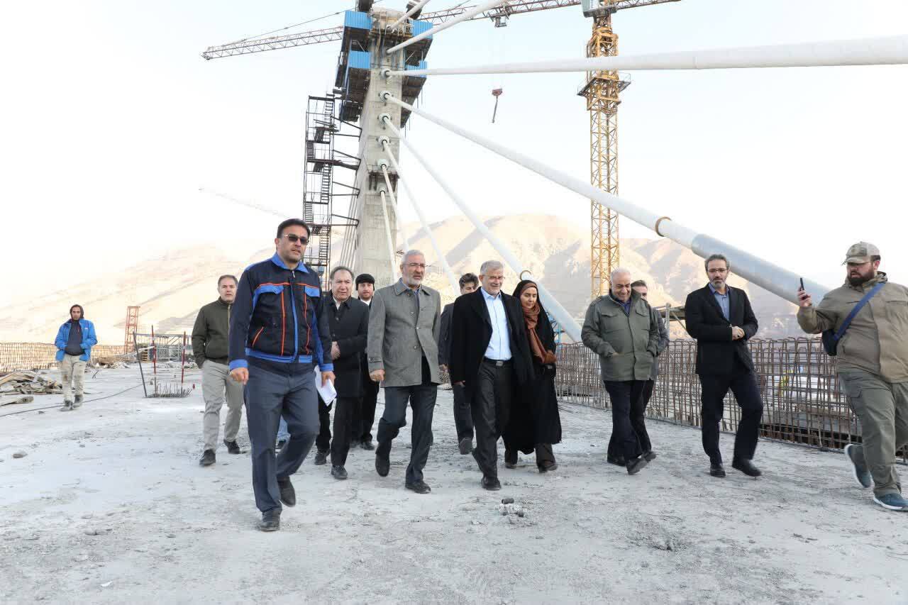 پل عظیم آزادراه شمالی کرج تا پایان سال به بهره‌برداری می‌رسد