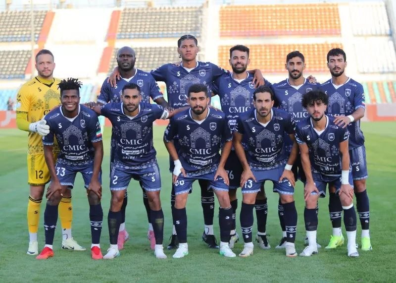 نوار پیروزی‌های چادرملو پاره شد