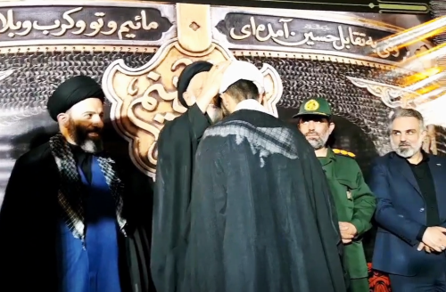 مراسم عمامه گذاری جمعی از طلاب شهرستان مسجدسلیمان