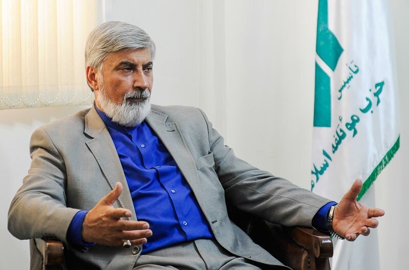 تشییع باشکوه رهبر شهید، نمایش بزرگ سرمایه اجتماعی انقلاب و تجدید بیعت با ولایت است*