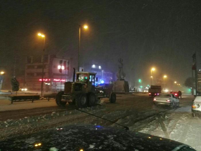 بارش برف در ماهدشت کرج